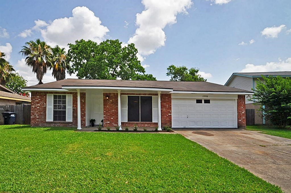 13706 Towneway Dr Property Photo 1