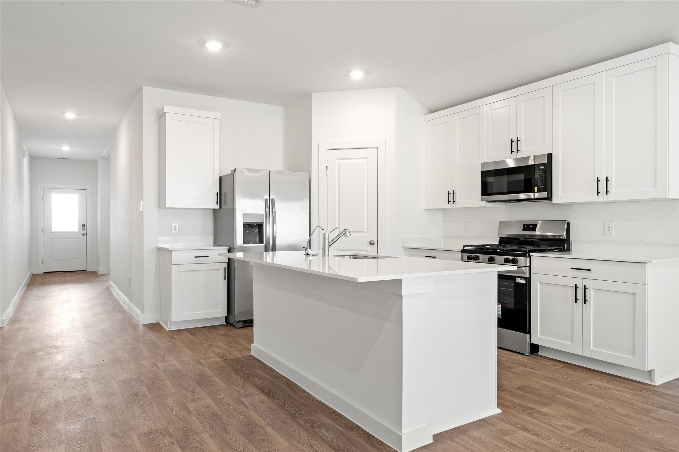 10730 Dogwood Sky Drive Property Photo 4