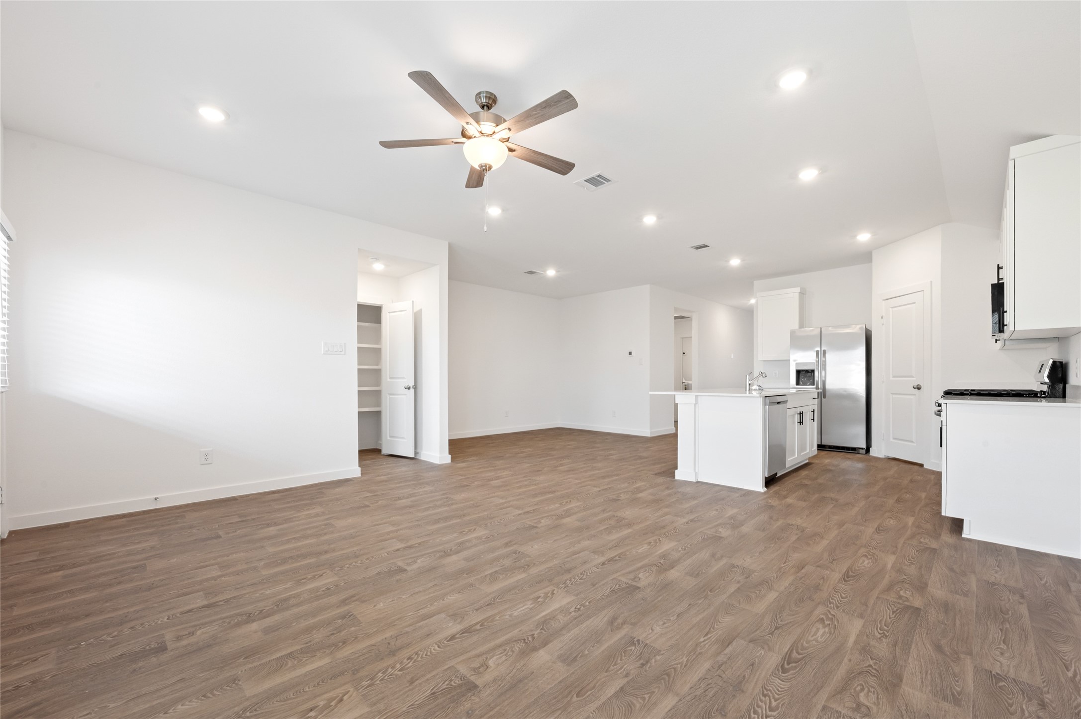 10730 Dogwood Sky Drive Property Photo 18