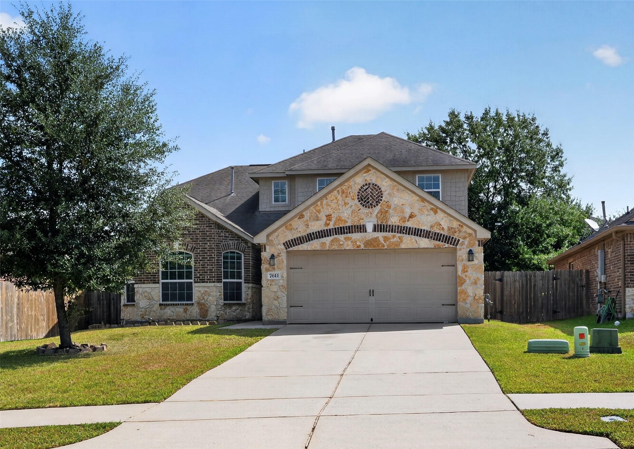 7611 Dragon Pearls Lane Property Photo 2