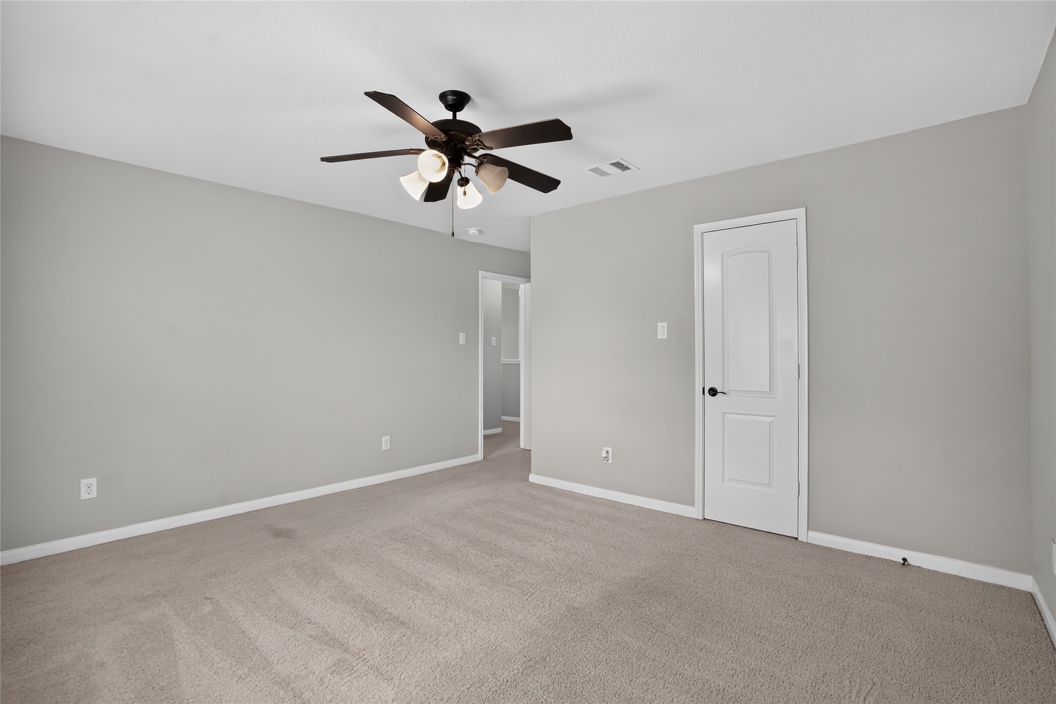 7611 Dragon Pearls Lane Property Photo 18