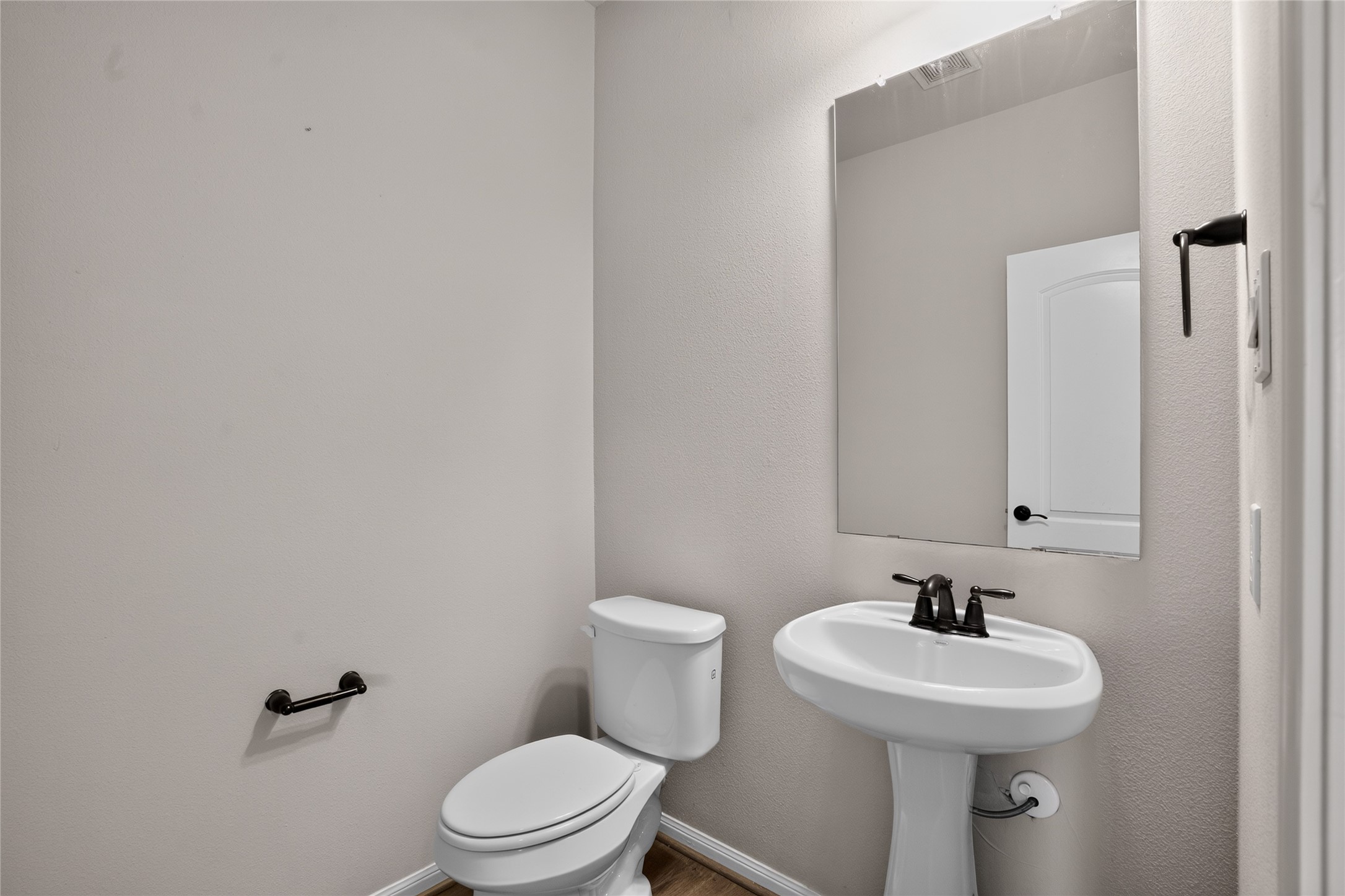 7611 Dragon Pearls Lane Property Photo 24