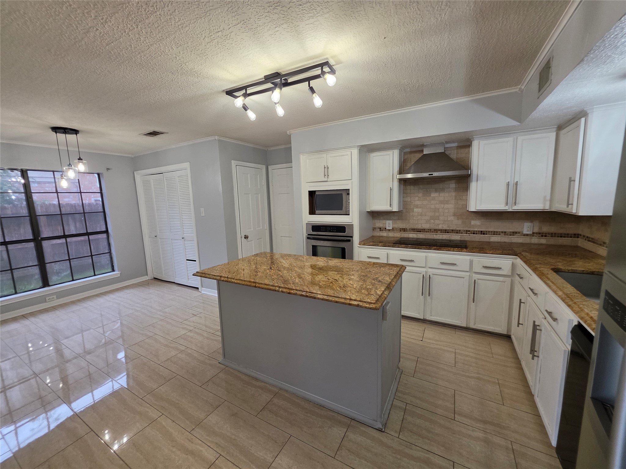 19507 Oak Station Drive Property Photo 20