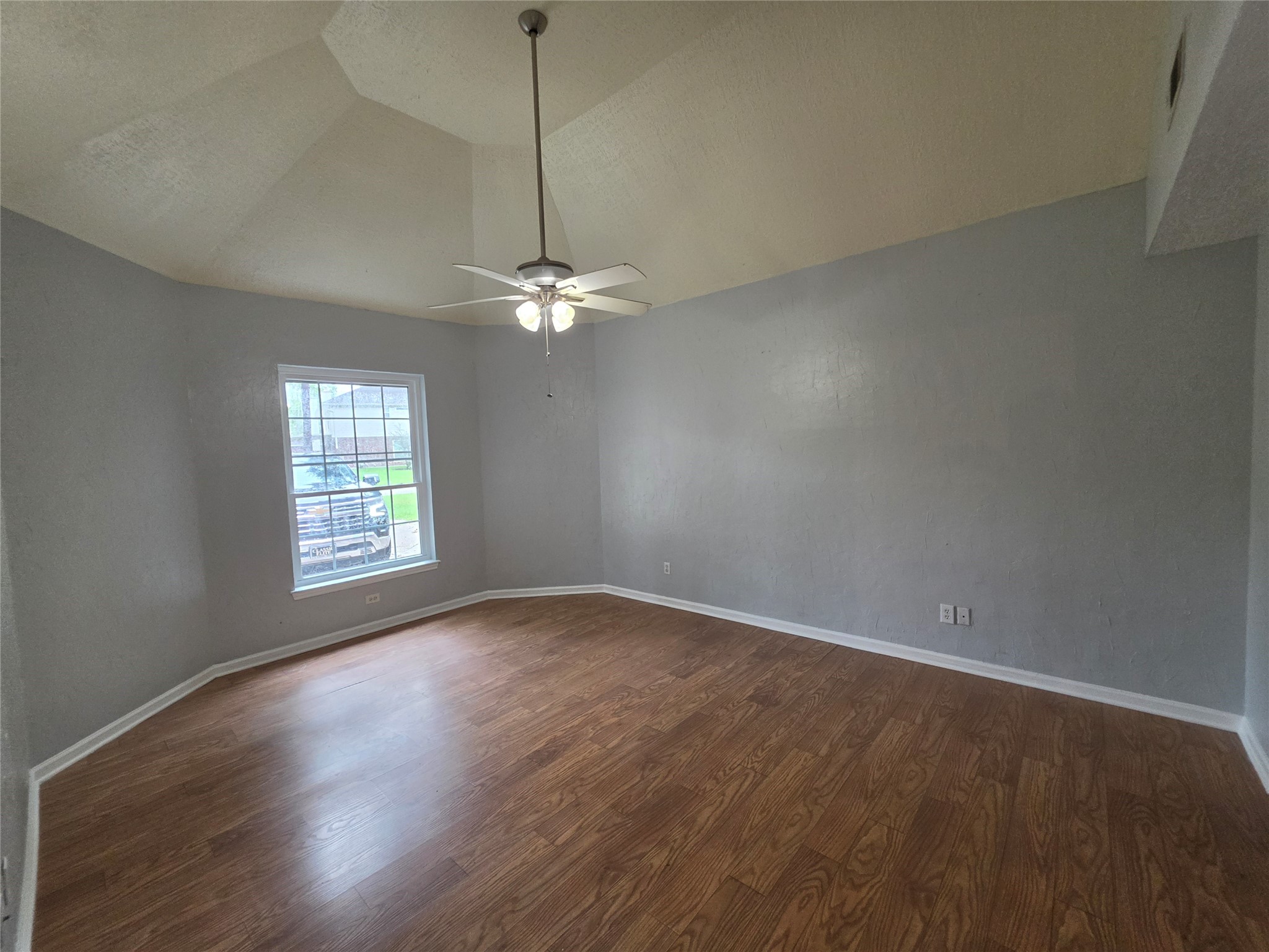 19507 Oak Station Drive Property Photo 28
