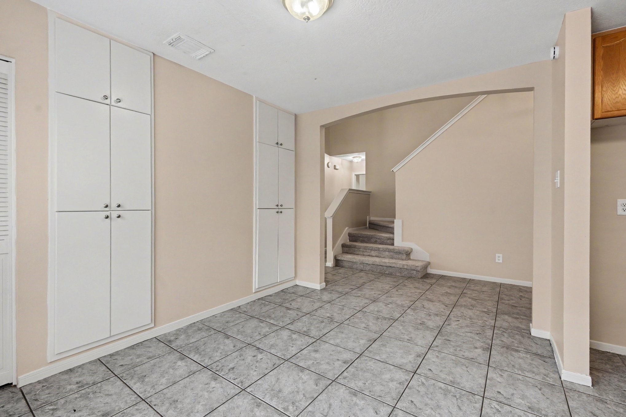 12911 Fox Arrow Lane Property Photo 10