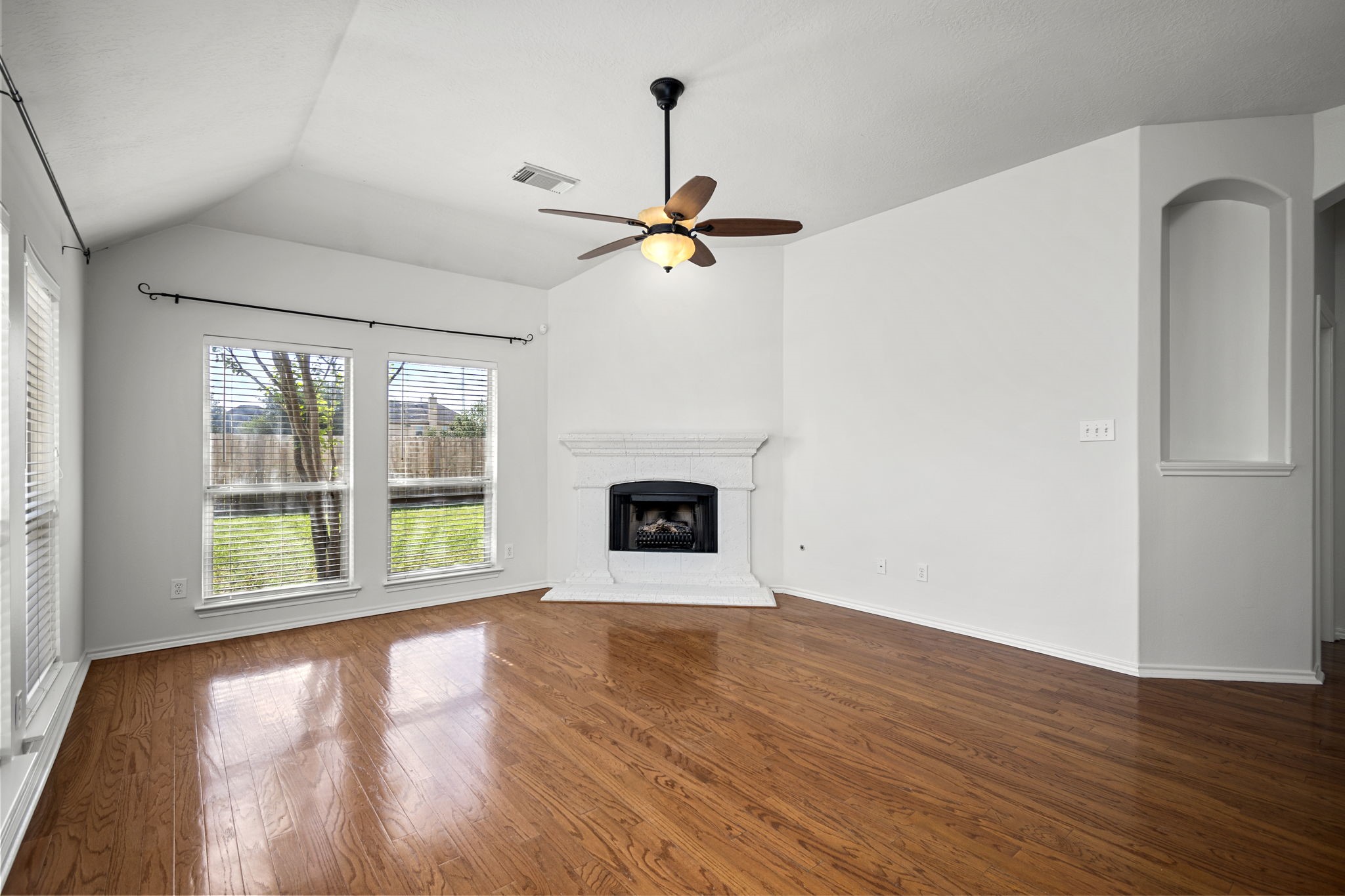 9907 Brandywood Circle Property Photo 11