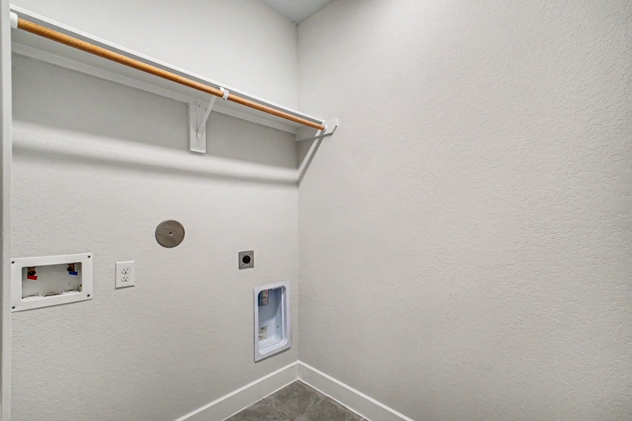 6306 Winthrop Terrace Trail Property Photo 13