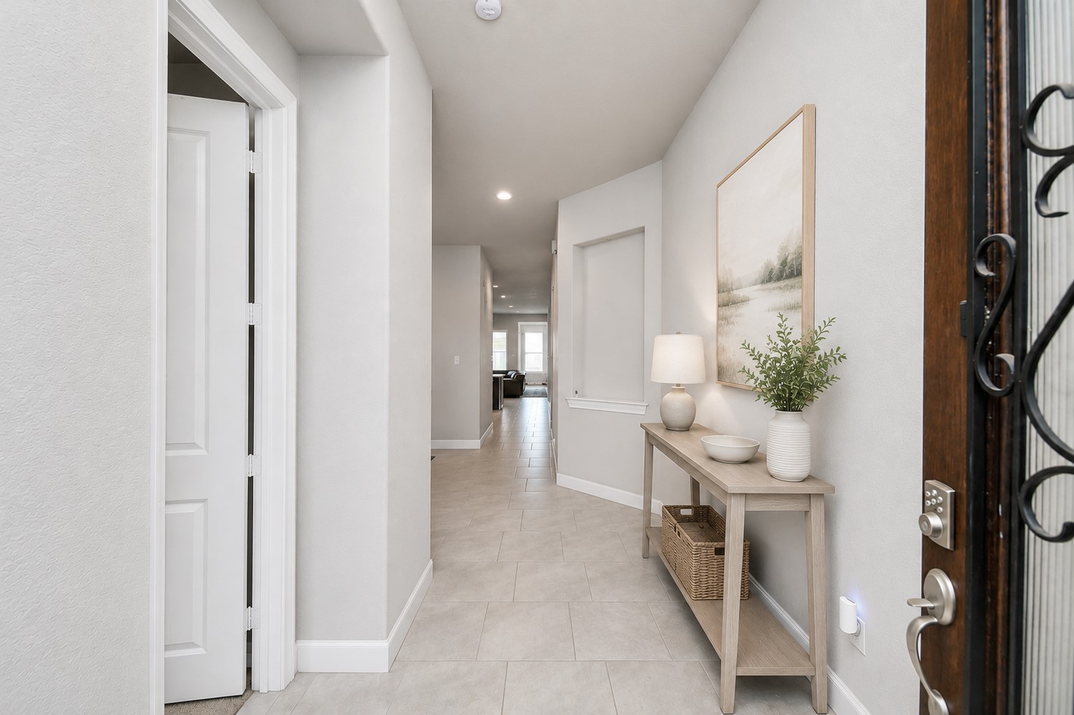 1026 Warm Summer Drive Property Photo 3