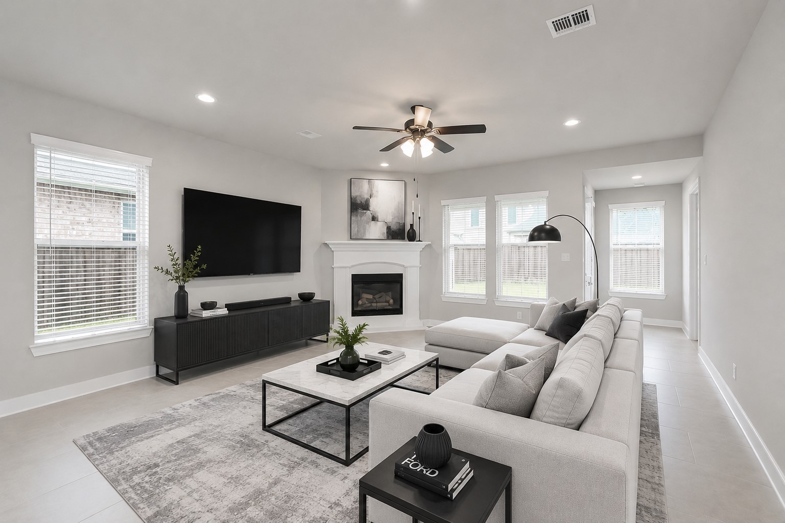 1026 Warm Summer Drive Property Photo 7