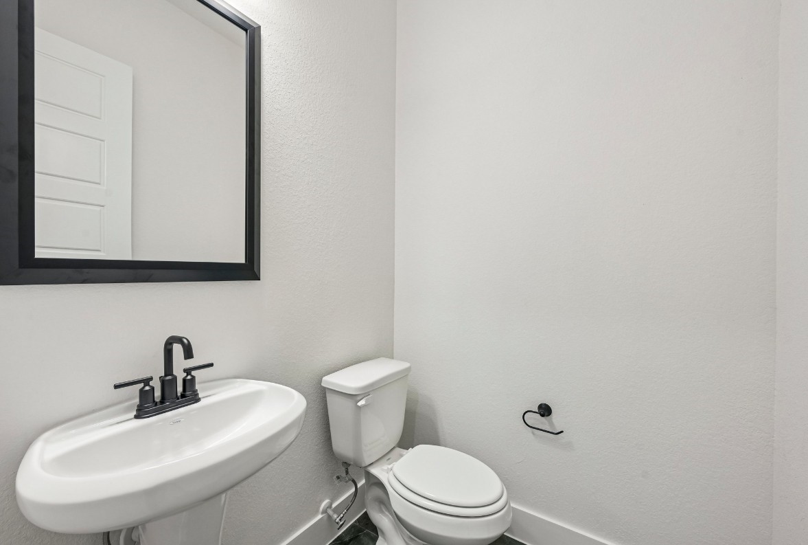 15735 Hoptree Heights Lane Property Photo 26