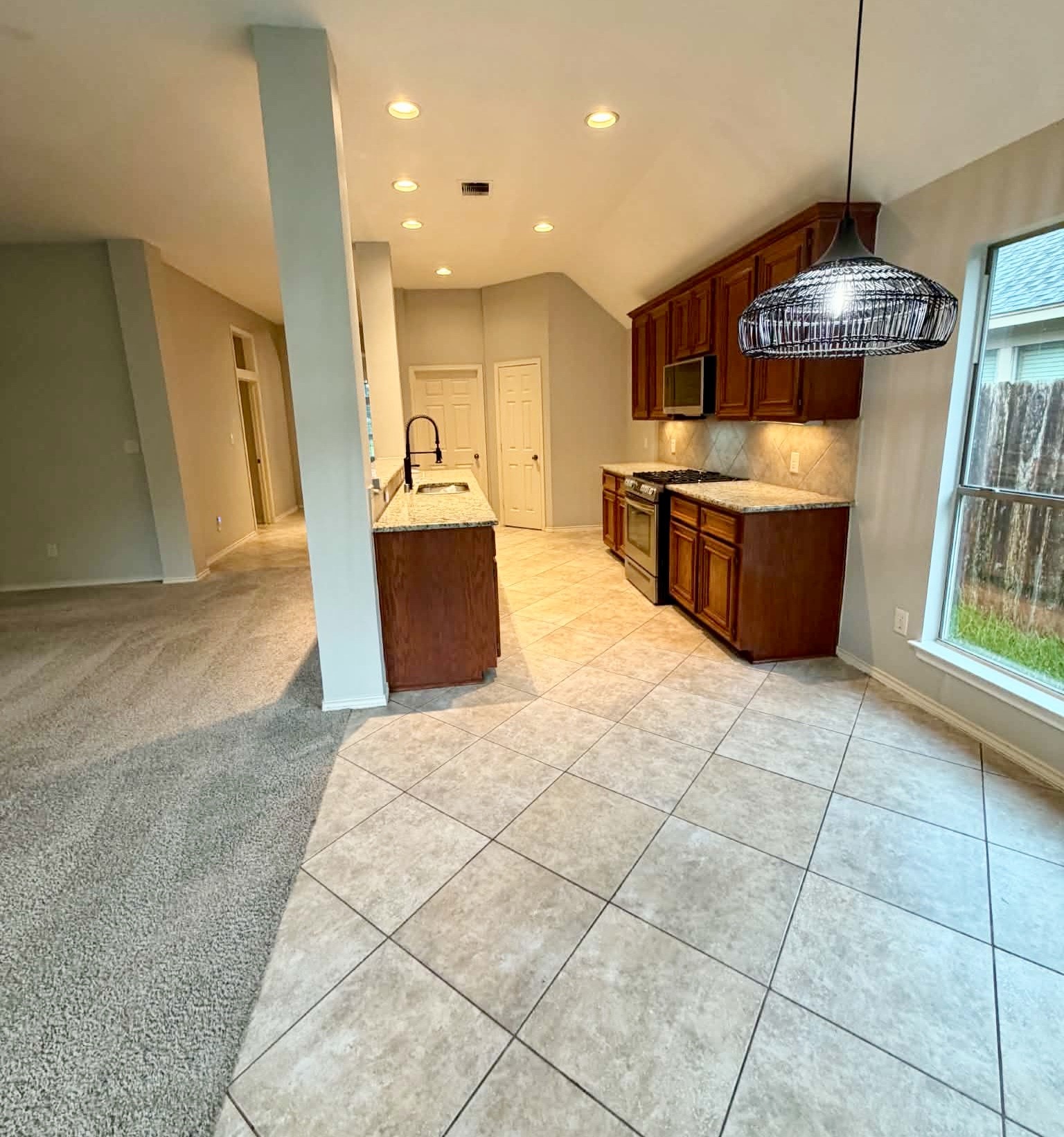 5607 Wagon Wheel Lane Property Photo 7