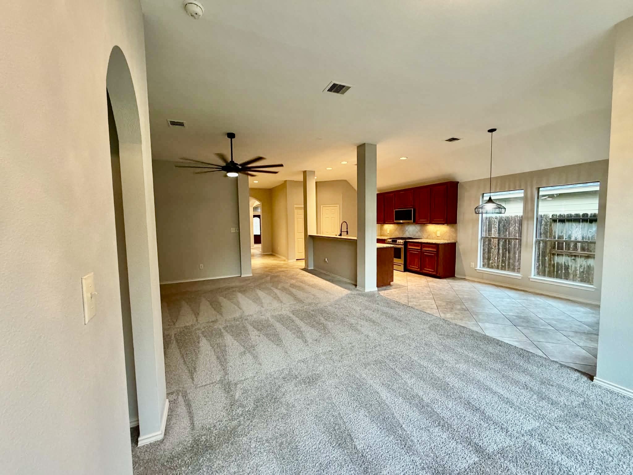 5607 Wagon Wheel Lane Property Photo 10