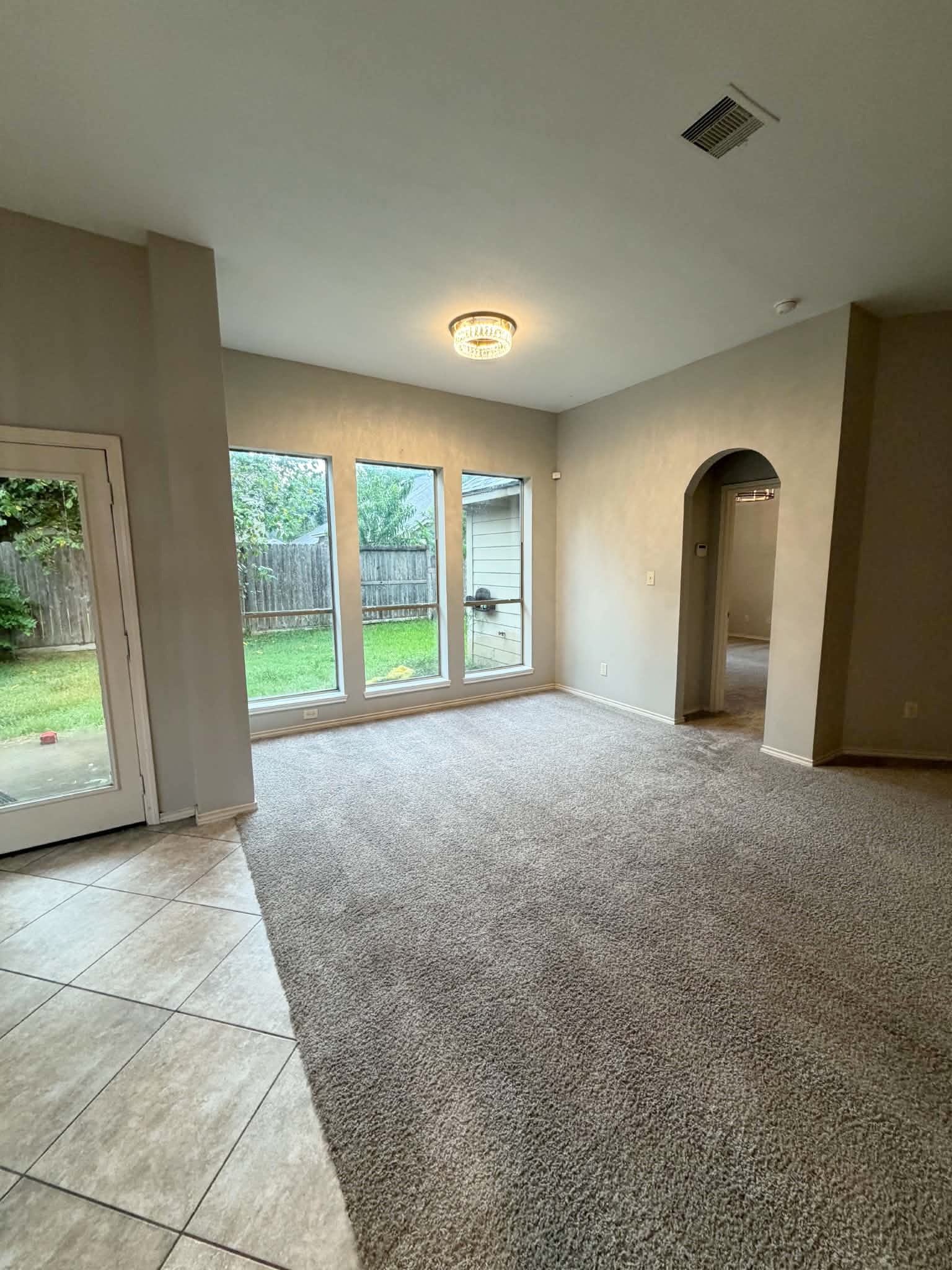 5607 Wagon Wheel Lane Property Photo 11
