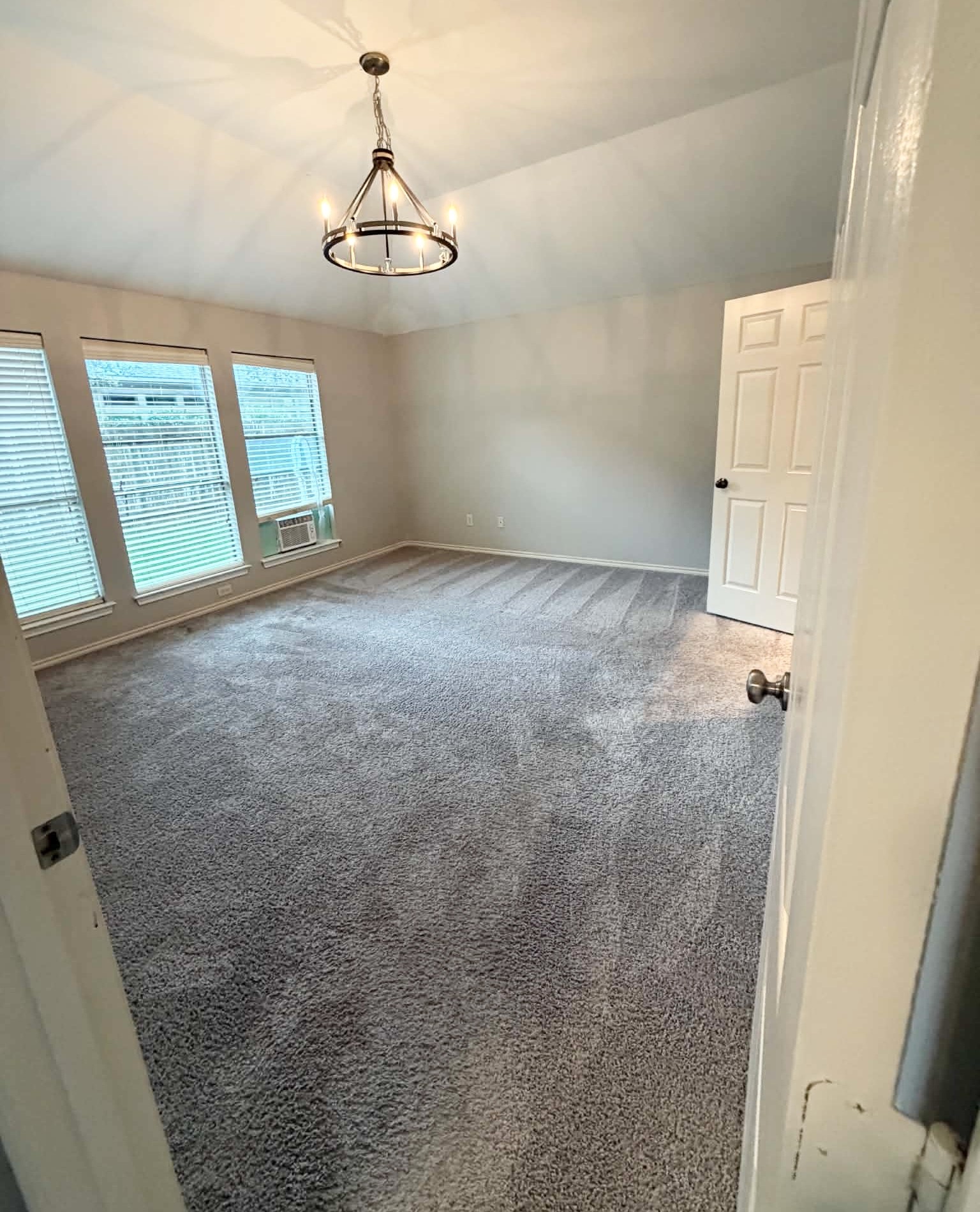 5607 Wagon Wheel Lane Property Photo 13