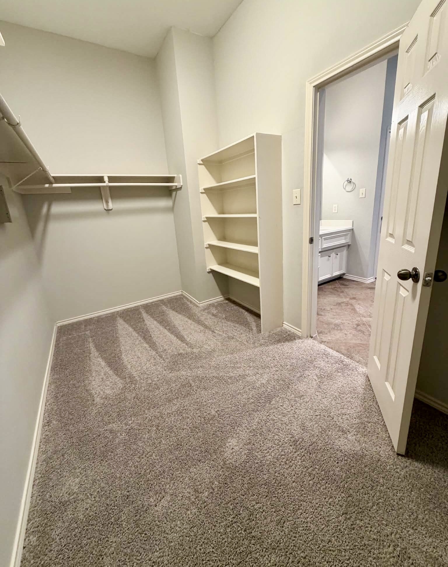 5607 Wagon Wheel Lane Property Photo 17