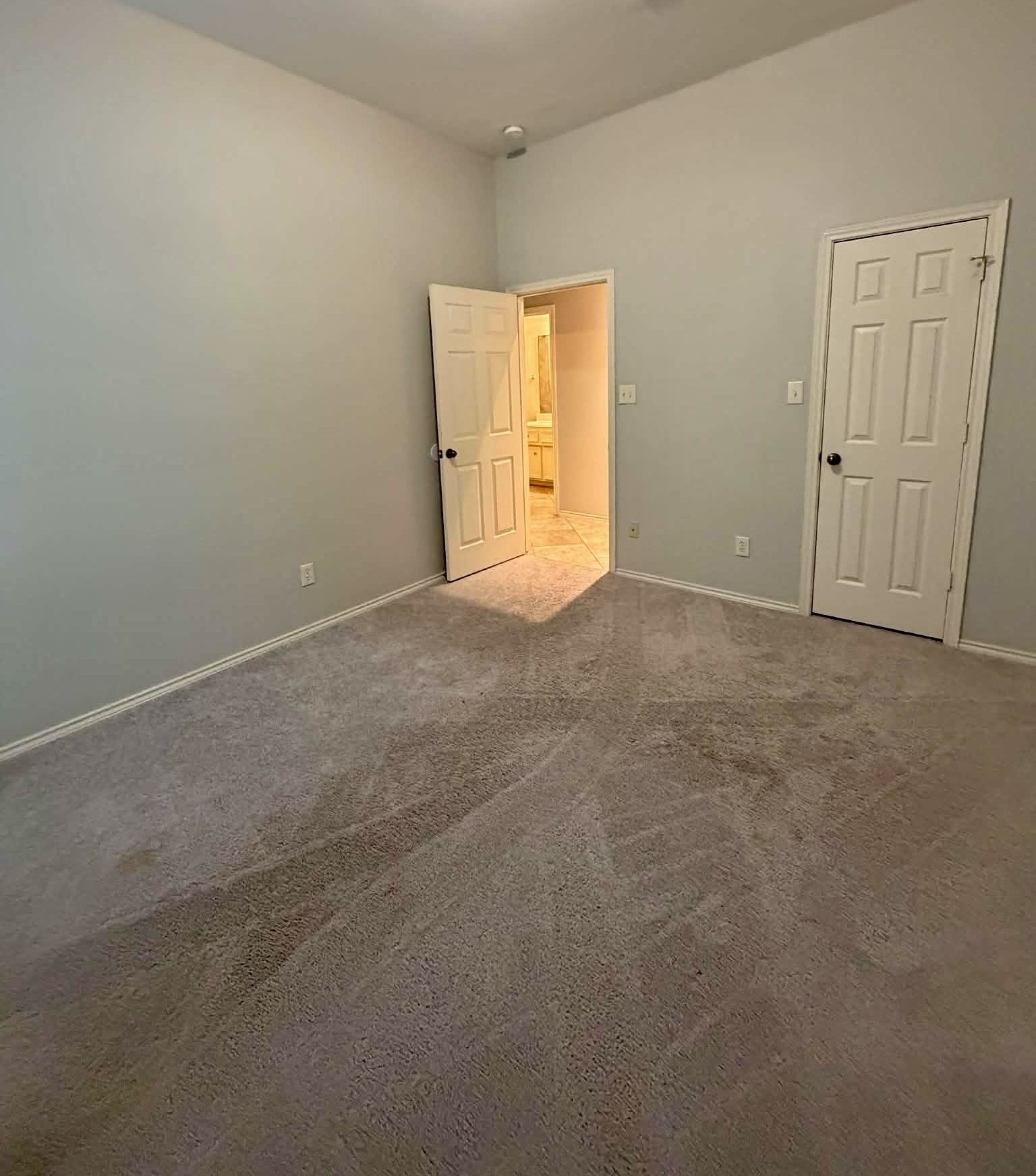 5607 Wagon Wheel Lane Property Photo 19