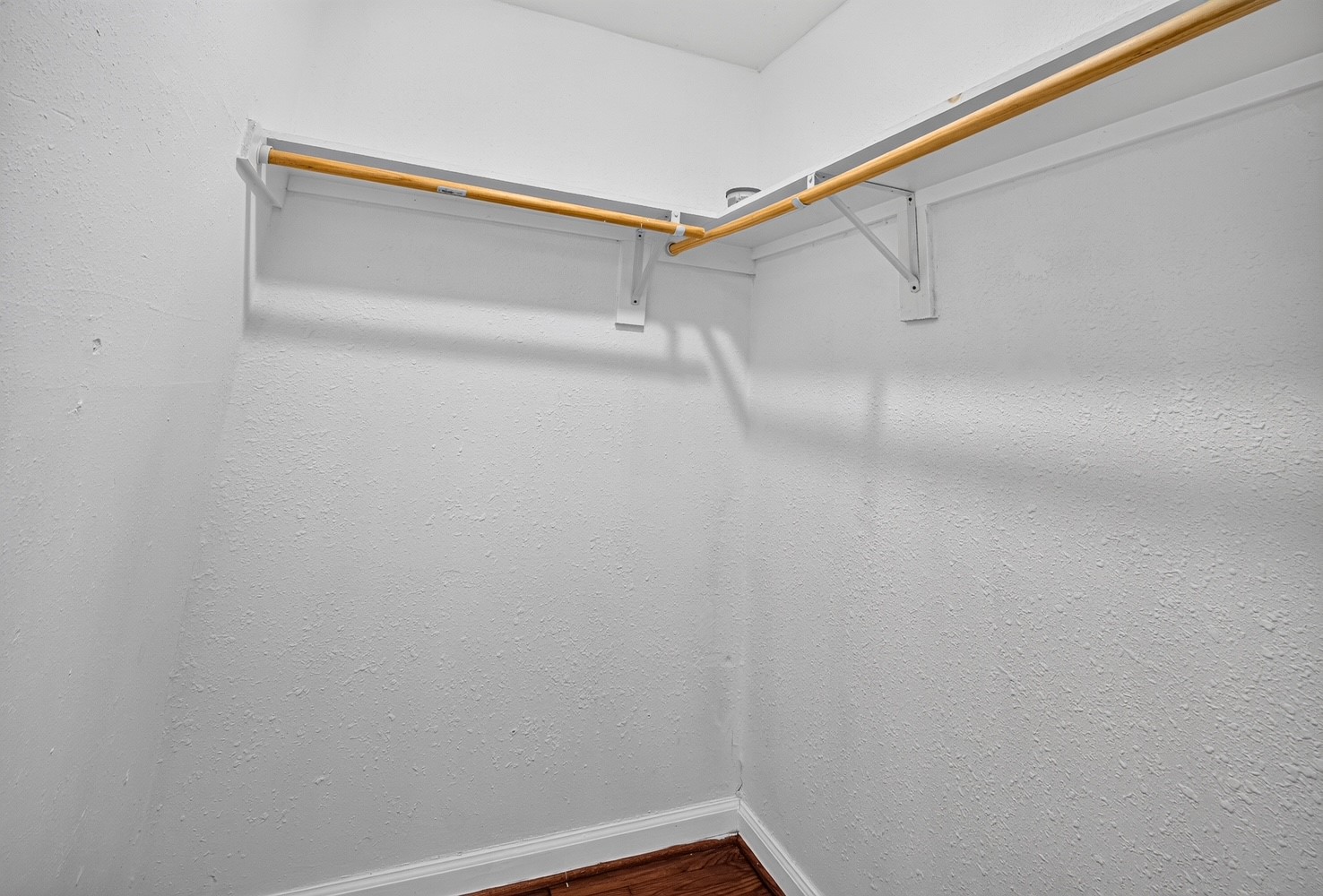 2329 Ingersol Avenue Property Photo 22