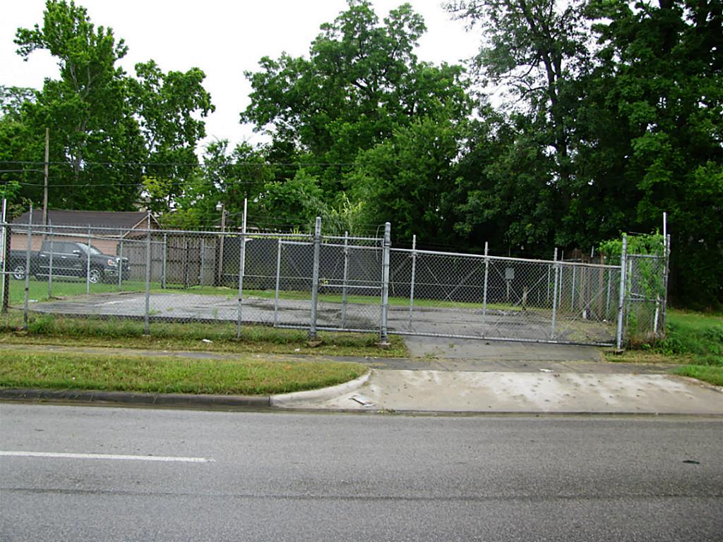 0 N North Loop Property Photo 1