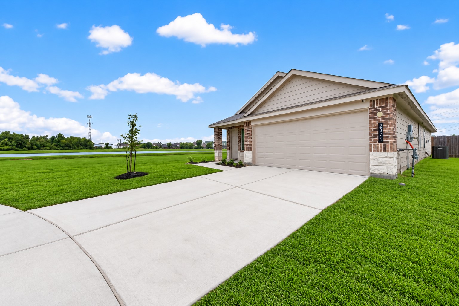 2074 Legacy Hills Drive Property Photo 3