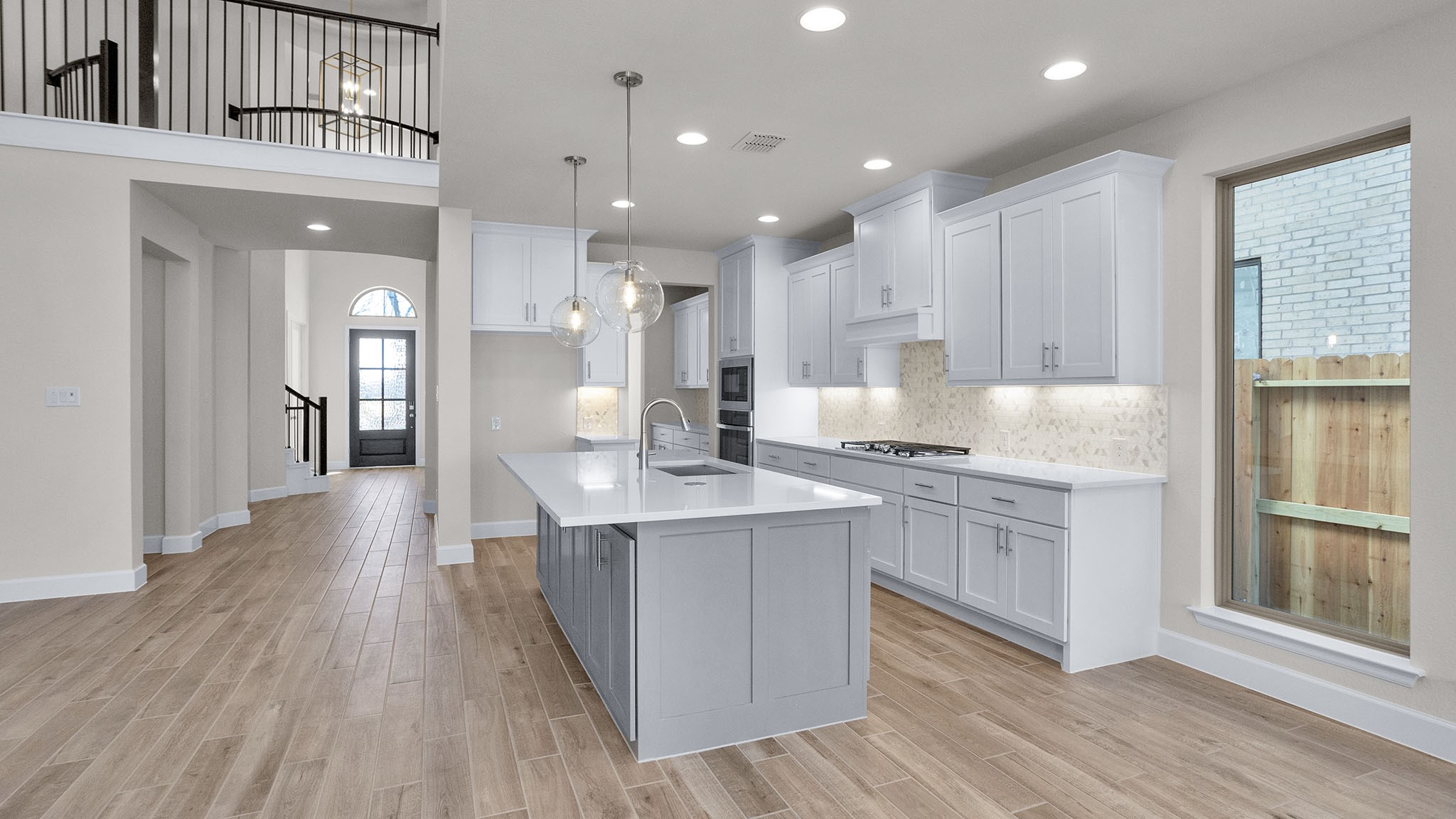 11911 Greenwood Drive Property Photo 5