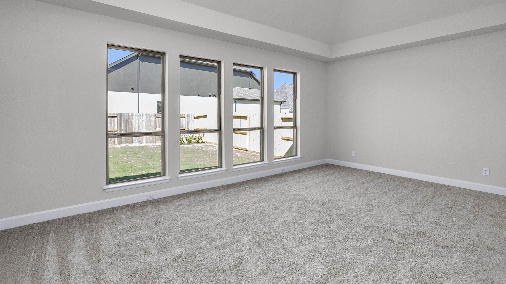 11911 Greenwood Drive Property Photo 10