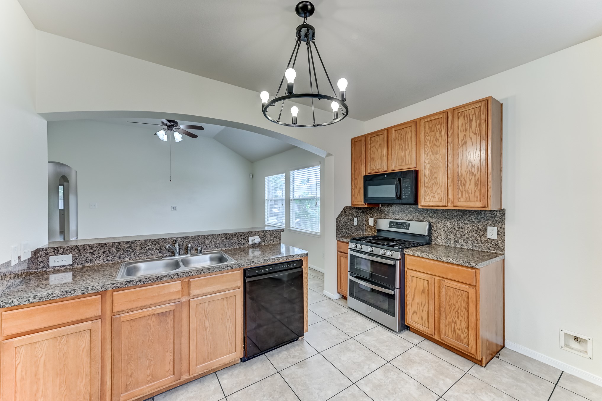 4039 Mossy Spring Lane Property Photo 11