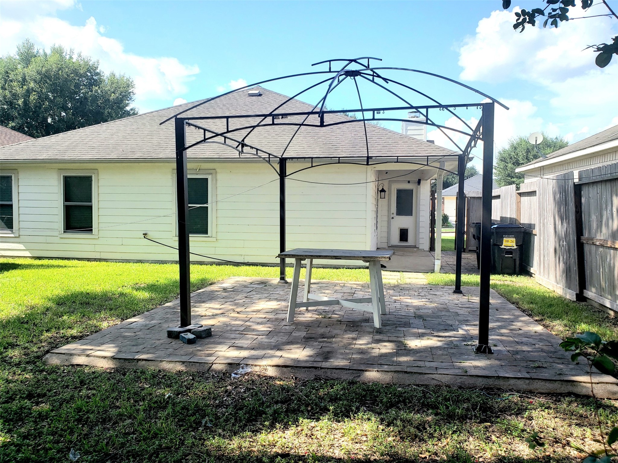 16211 Noblewood Way Property Photo 13