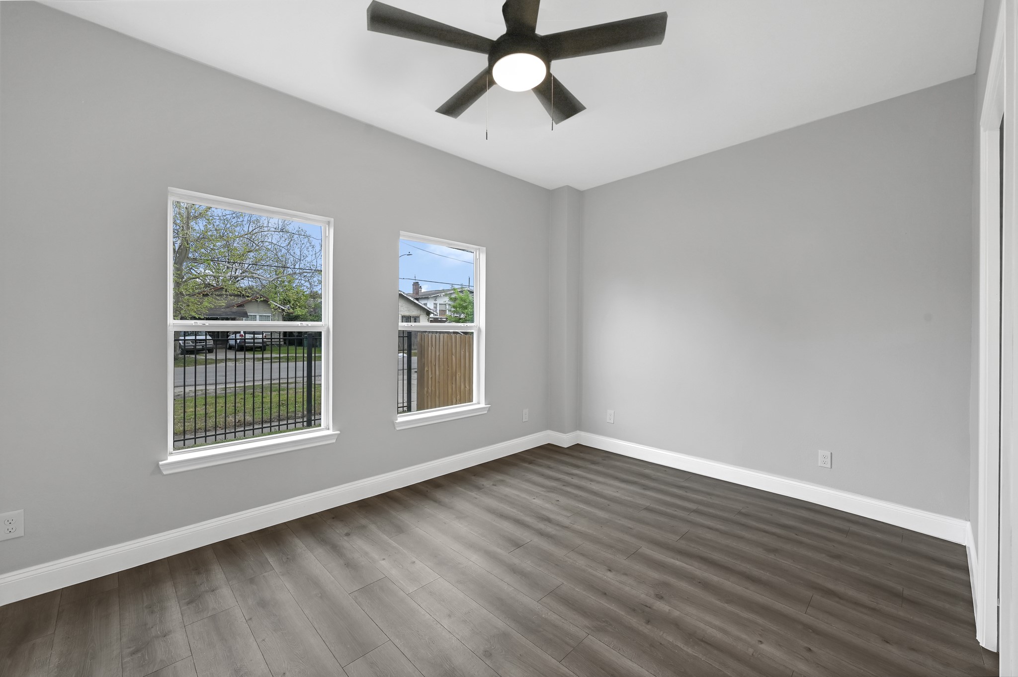 5604 Sherman Street Property Photo 8