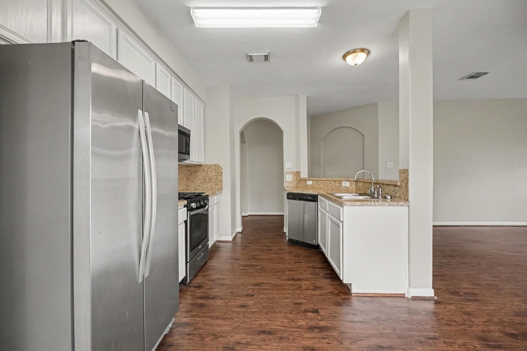 5139 Chase Park Circle, Bacliff Tx 77518 Property Photo 10