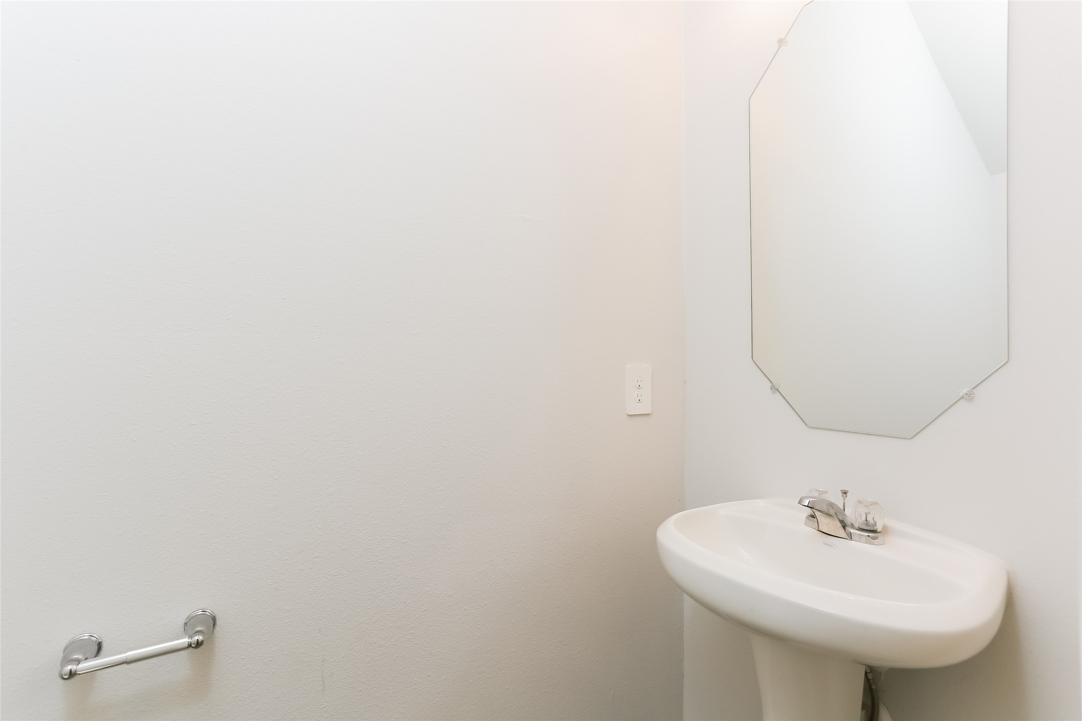 2707 Bouvardia Way Property Photo 10