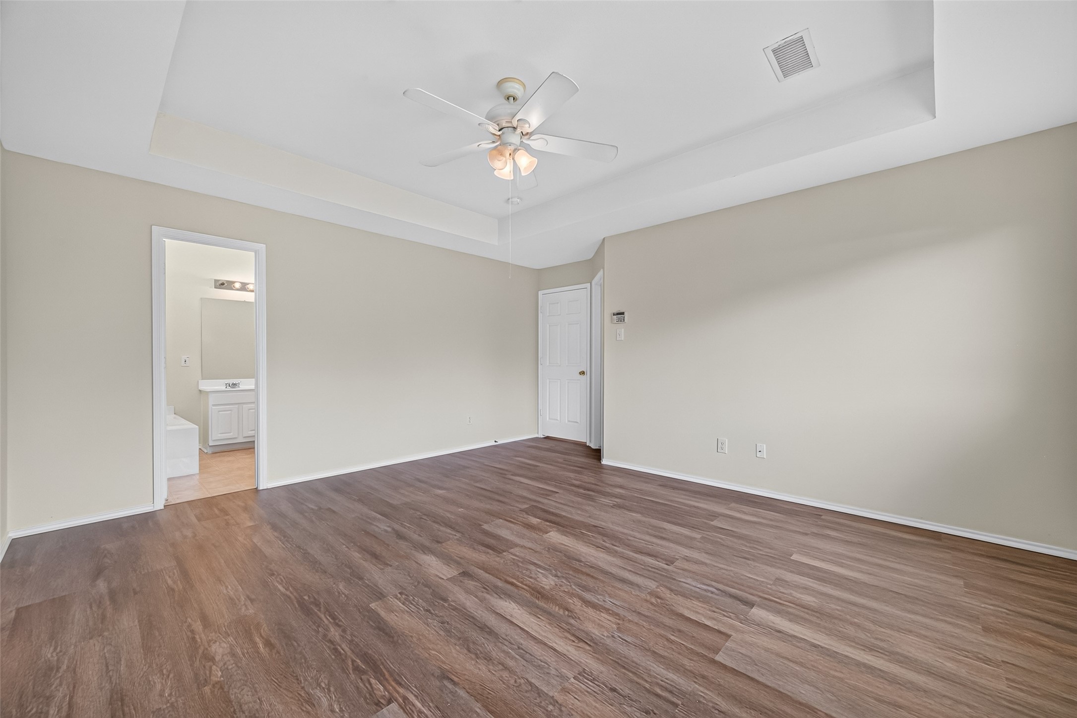 2111 Laurel Arbor Drive Property Photo 23