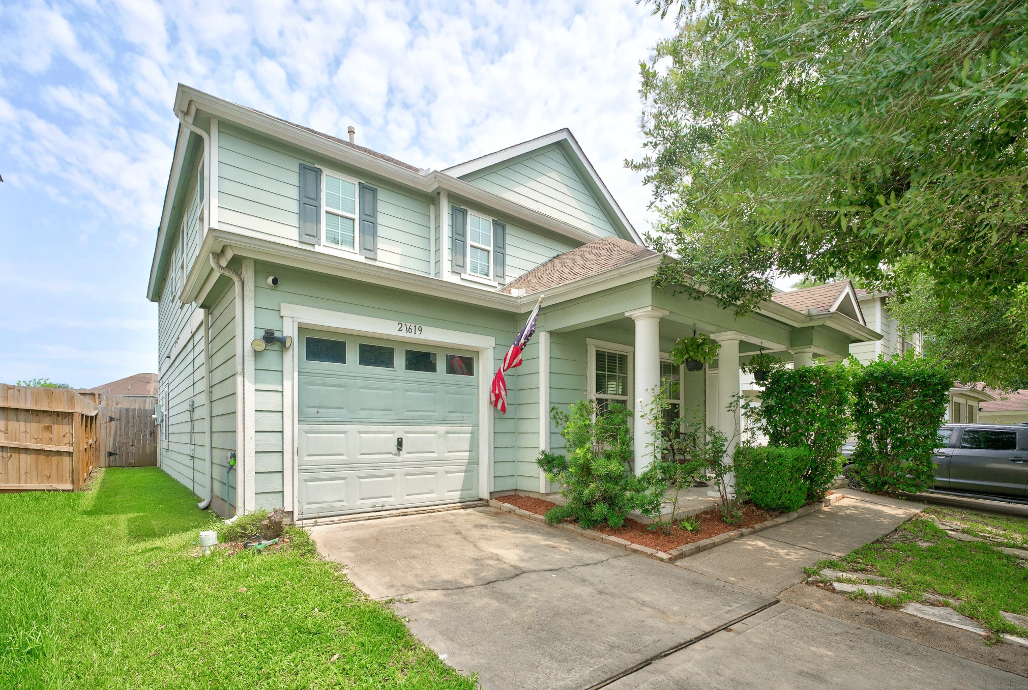 21619 Rain Leaf Court Property Photo 35