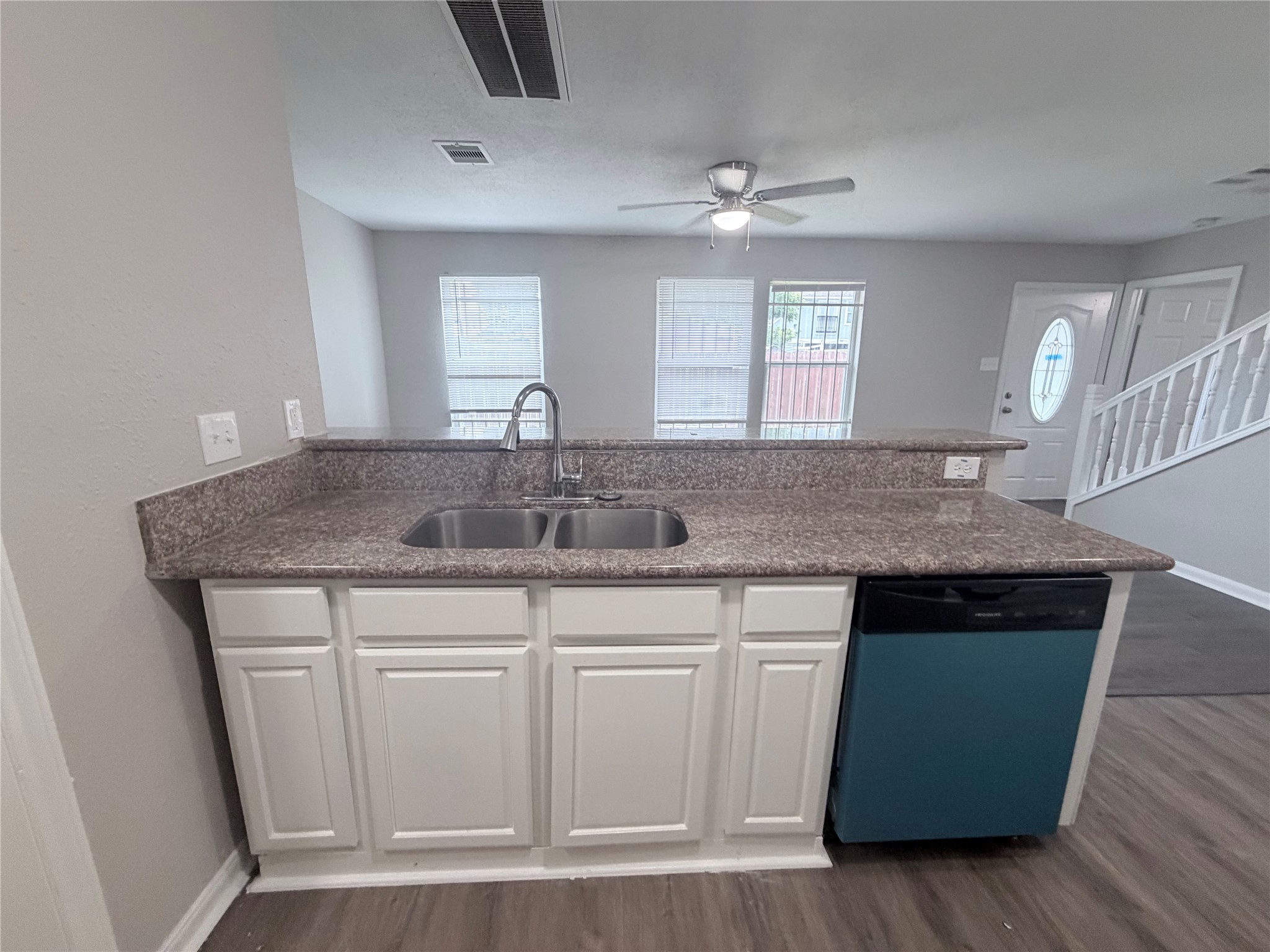 8202 Cannon Street A Property Photo 7