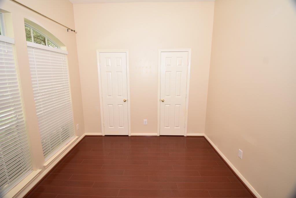 12335 N Shadow Cove Drive Property Photo 10