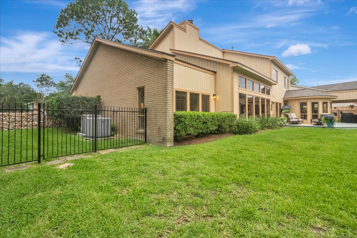 307 Crestwood Drive Property Photo 41