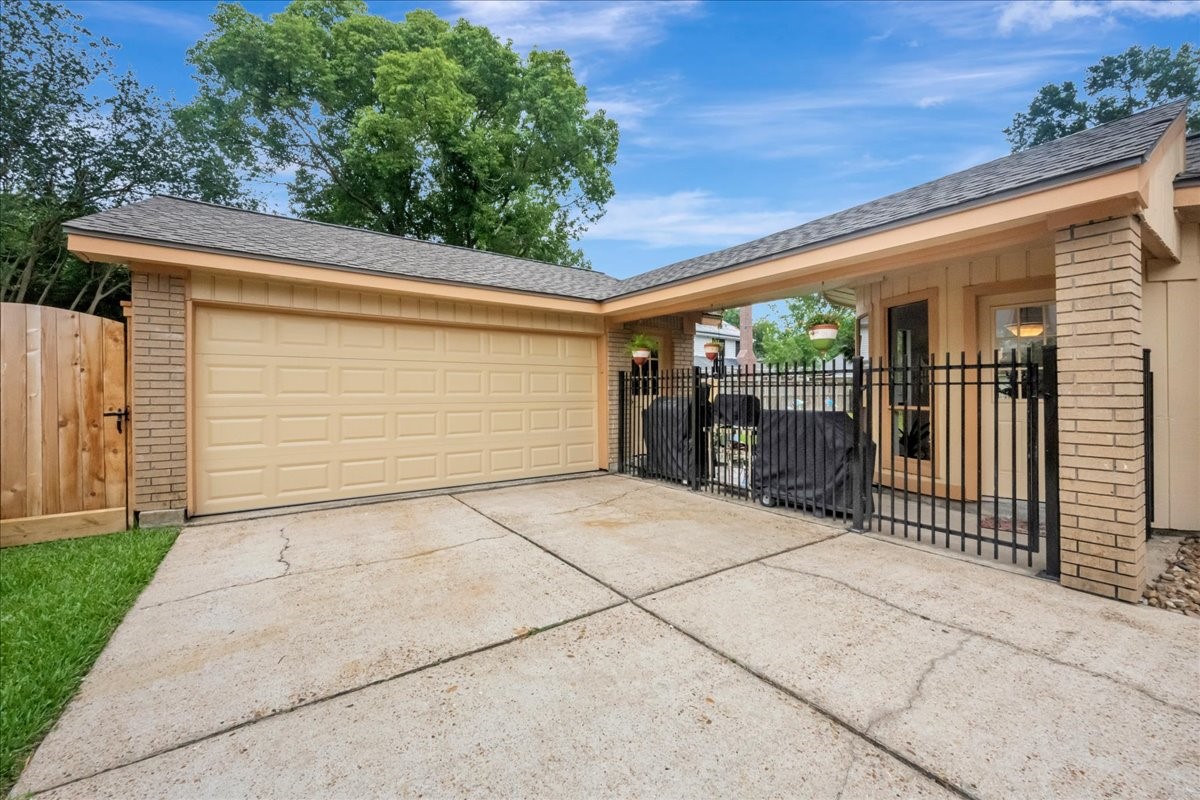 307 Crestwood Drive Property Photo 42