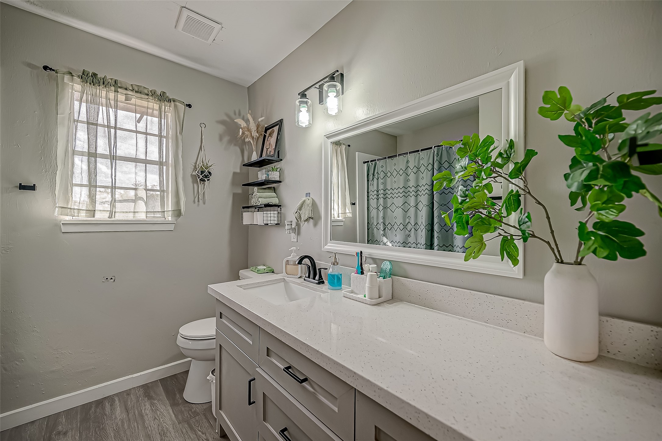 1410 Edward Drive Property Photo 14