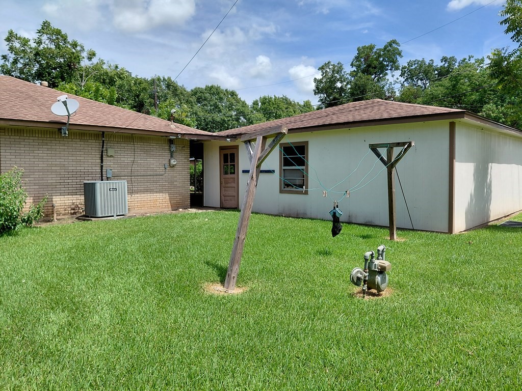 736 Northridge Street Property Photo 5