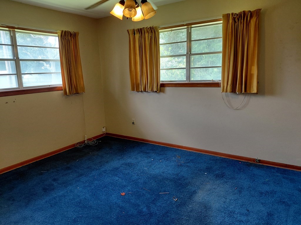 736 Northridge Street Property Photo 17