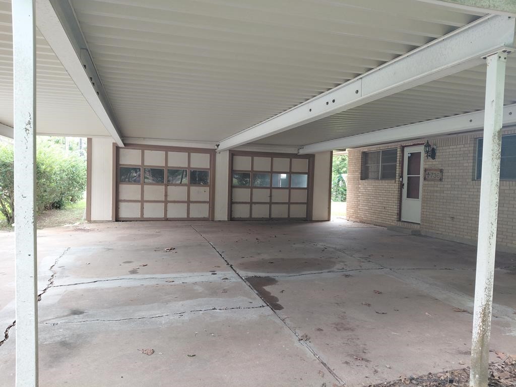 736 Northridge Street Property Photo 21