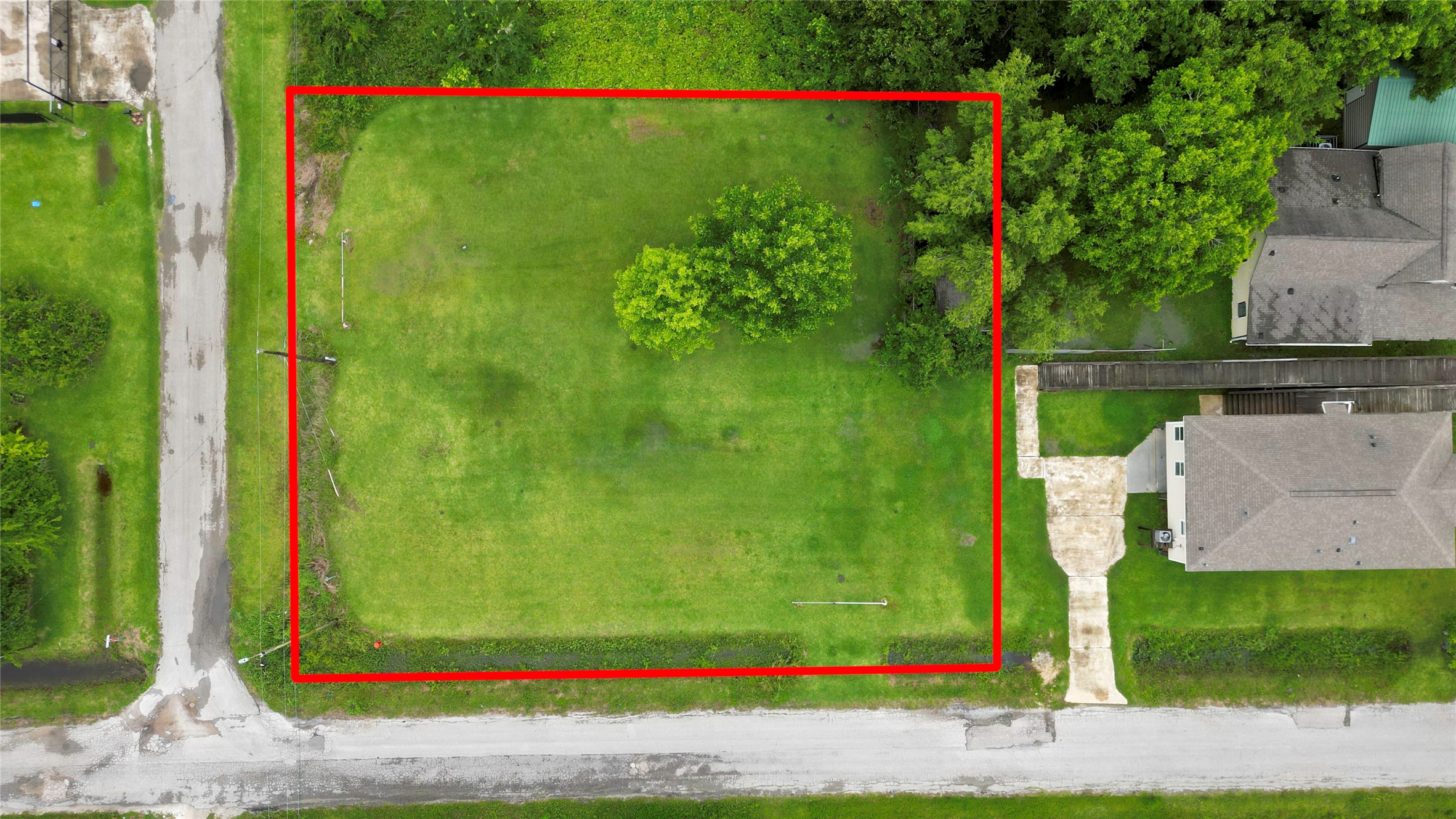 6713 Lewis Rd Property Photo 1