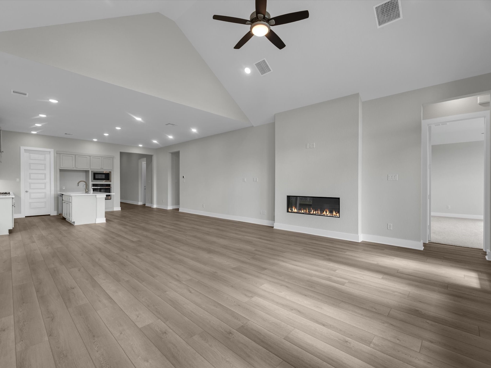 22626 Ruby Forest Road Property Photo 7