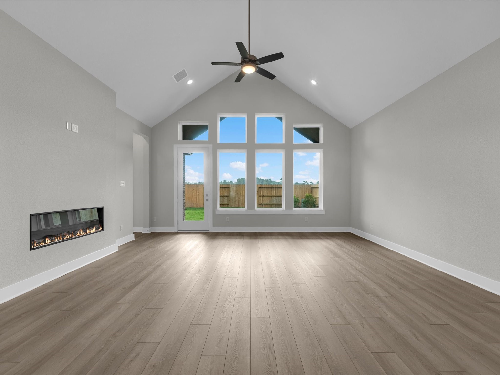 22626 Ruby Forest Road Property Photo 8