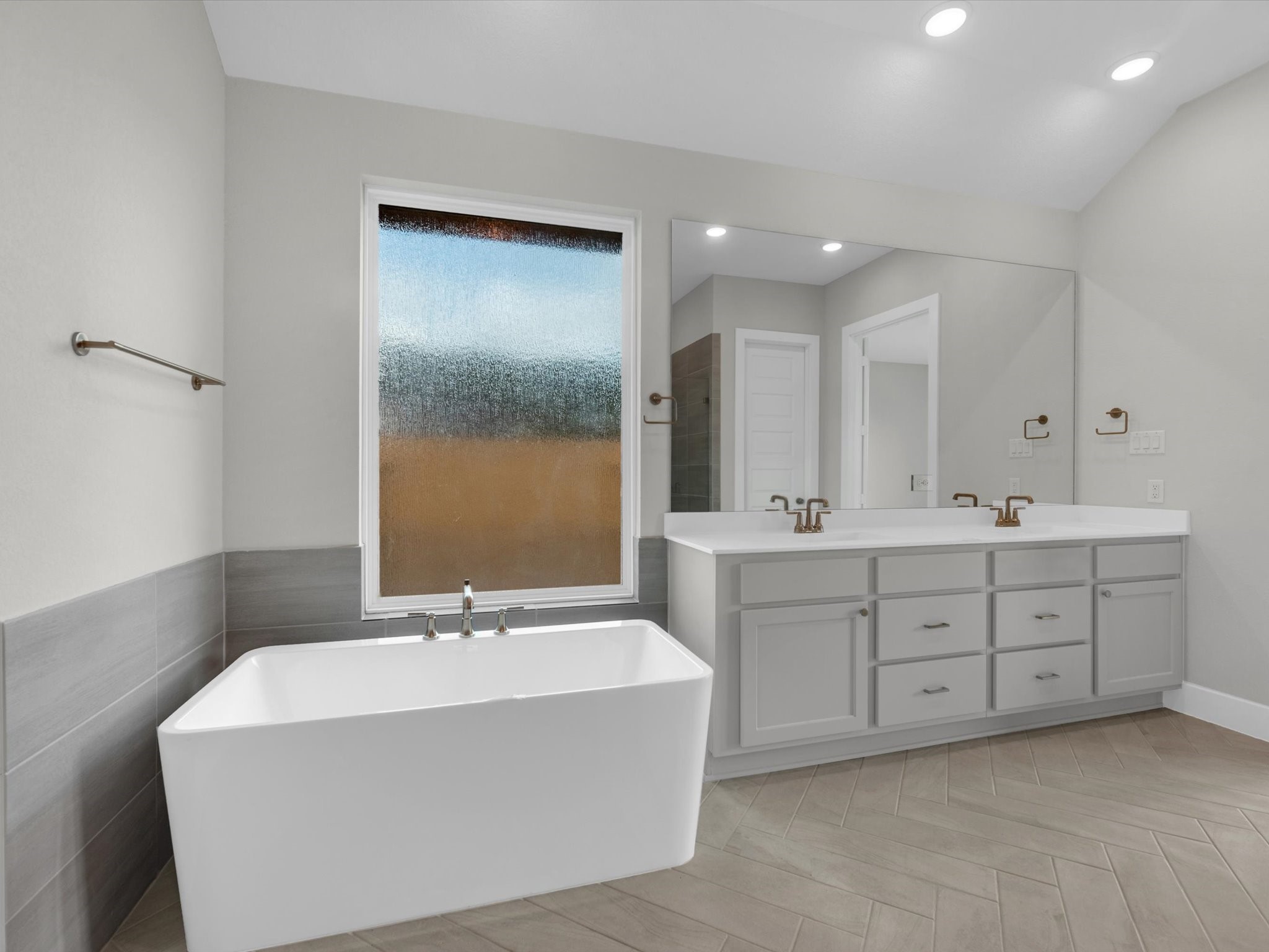 22626 Ruby Forest Road Property Photo 12