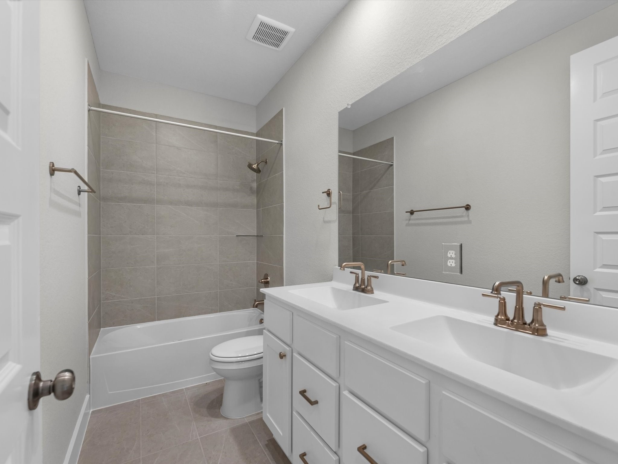 22626 Ruby Forest Road Property Photo 17