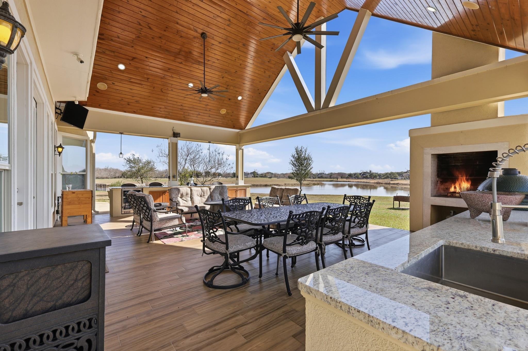 3902 Paseo Campanario Drive, Richmond TX 77406 Property Photo 1
