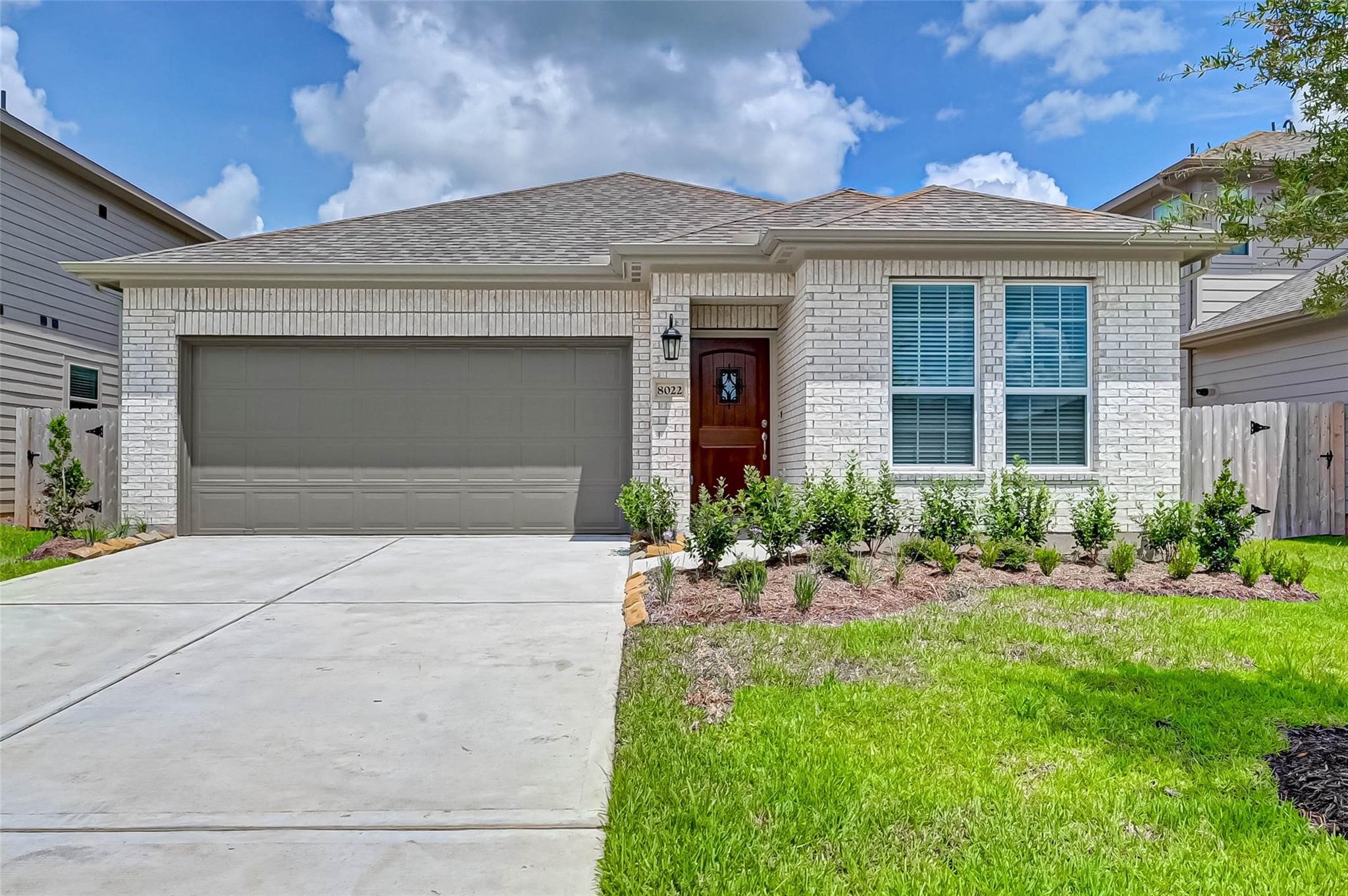 8022 Pinebrook Arbor Court Property Photo 1