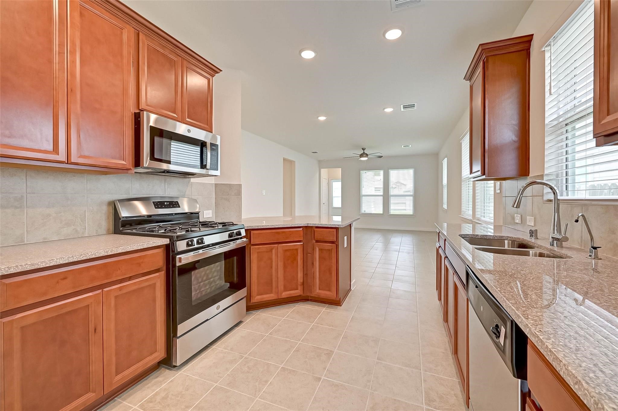 8022 Pinebrook Arbor Court Property Photo 13
