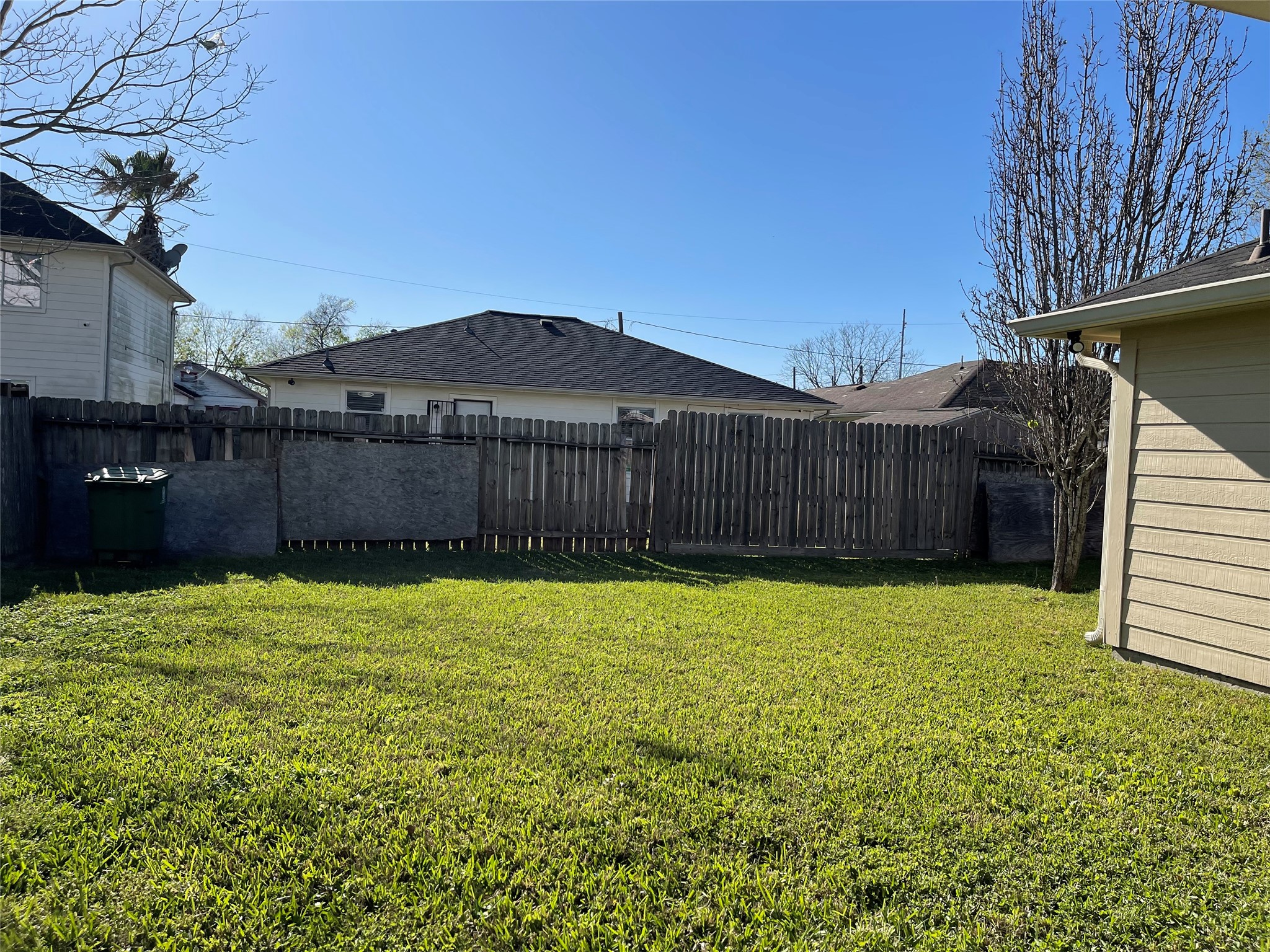 7808 Colonial Lane Property Photo 12