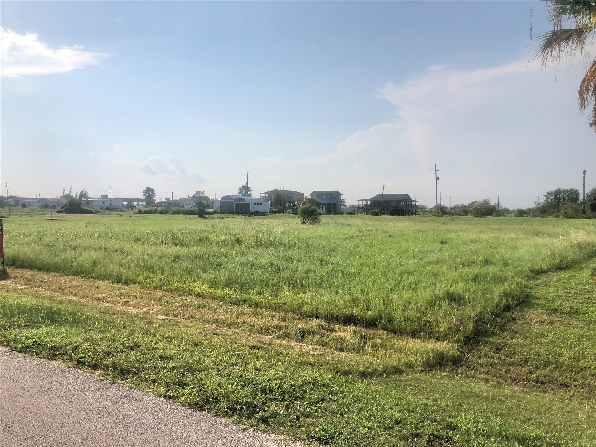 1921 Galveston Avenue Property Photo 4